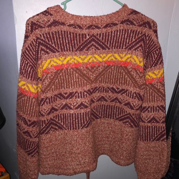 Aztec Sweater - Picture 3 of 3